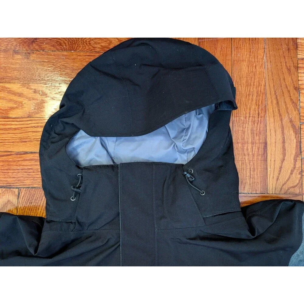 The North Face TNF DryVent Waterproof Shell Jacket Men's Large Black Gray